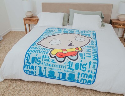 Foto 6 | Foto 6 | Manta Family Guy Stewie Griffin Mama Raschel 115 X 150 Cm - Venta Internacional.