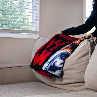 Foto 5 | Foto 5 | Póster De La Película Godzilla De Throw Blanket Tamaño Grande 76 X 54 Pulgadas - Venta Internacional.