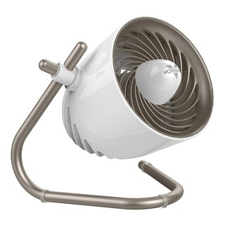 Foto 1 | Foto 1 | Ventilador Circulador de Aire Personal Vornado Pivot de 6 Pulgadas y 3 Velocidades en color Champán - Venta Internacional