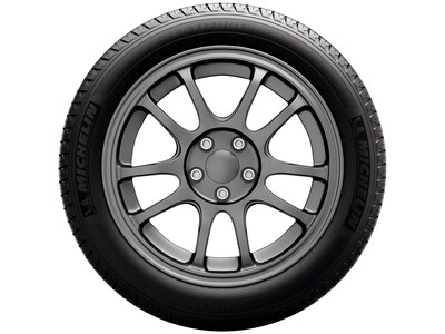 Foto 3 | Foto 3 | Llanta Michelin Latitude Tour Hp 255/55 Rin 19 111w