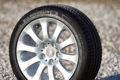 Foto 4 | Foto 4 | Llanta Michelin Primacy 3 Zp * Moe Xl 245/40 R19