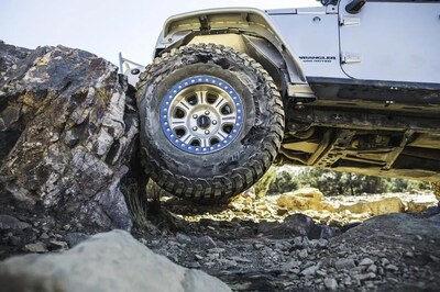 Foto 5 | Foto 5 | Llanta Bfgoodrich Mud Terrain T/a Km3 Dt 215/75 R15