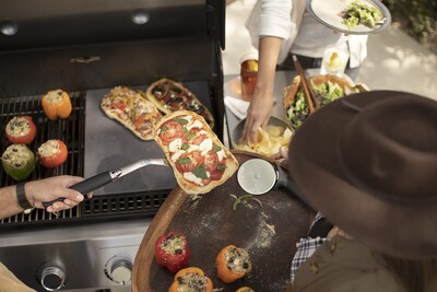 Foto 6 | Foto 6 | Kit de Marcos Weber Crafted Genesis para Cocina Exterior Plateado - Venta Internacional