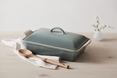 Foto 2 | Foto 2 | Cacerola Le Creuset Stoneware Heritage, 4 Litros, Color Sal Marina - Venta Internacional.