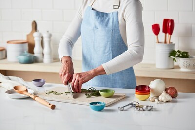 Foto 3 | Foto 3 | Soporte Para Cucharas Le Creuset Stoneware Signature, Redondo, 6 Cm, Rosa - Venta Internacional.