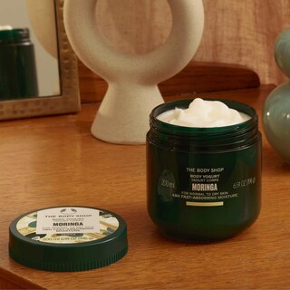 Foto 4 | Foto 4 | Crema Hidratante The Body Shop Yogur Corporal Con Moringa 200 Ml 48 Horas Vegano - Venta Internacional.