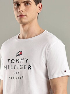 Foto 4 | Foto 4 | Playera Tommy Hilfiger Nyc Est.1985 Logo Basico Casual Color Blanco Para Hombre
