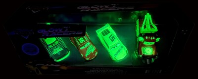 Foto 4 | Foto 4 | Toy Disney Cars Glow Racers Paquete De 4 Unidades Lightning Mcqueen Mater - Venta Internacional.