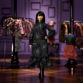 Foto 2 | Foto 2 | Muñeca Anna Sui Inspiradora De Barbie Para Mujer Con Atuendo Y Accesorios - Venta Internacional.