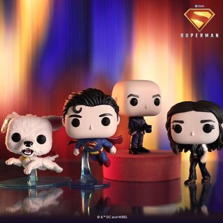 Foto 3 | Foto 3 | Figura De Vinilo Coleccionable Funko Pop! Jumbo Superman 2025 - Venta Internacional.