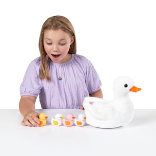 Foto 7 | Foto 7 | Toy Walking Mama Duck Pets Alive Con 4 Huevos Sorpresa Zuru 3+ - Venta Internacional.