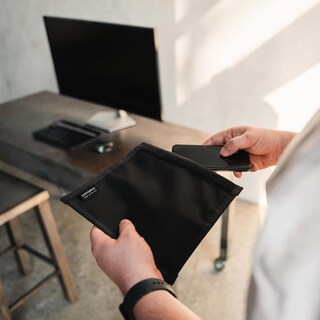 Foto 6 | Foto 6 | Bolso Faraday Offgrid Que Bloquea La Señal Del Teléfono Móvil Sin Ventana - Venta Internacional.