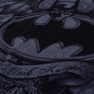 Foto 5 | Foto 5 | Camiseta Popfunk Con El Logotipo De La Calavera Alada De Batman En Toda La Prenda (talla Grande) - Venta Internacional.