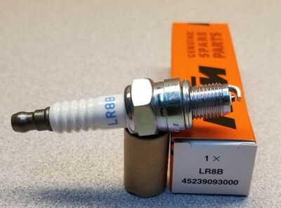 Foto 2 | Foto 2 | Spark Plug Ktm Ngk Lr8b (paquete De 12) Repuesto Original Oem - Venta Internacional.