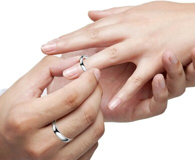 Foto 3 | Foto 3 | Joyería De Pareja Xtellar Talla 10: Elegante Anillo En Titanio Puro Y Acero Inoxidable