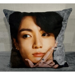 Foto 1 | Foto 1 | Cojín De Felpa K-pop De 45 X 45 Cm Con Relleno - Venta Internacional.
