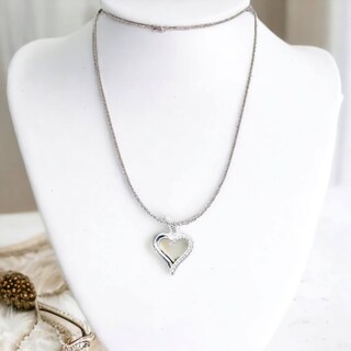 Foto 3 | Foto 3 | Collar Con Colgante De Corazón De Plata Con Cadena Veneciana Retorcida - Venta Internacional.