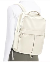 Mochila Suratio Para Portátil Para Mujer Y Hombre  Color Beige  30 X 13 X 43 Cm - Venta Internacional.
