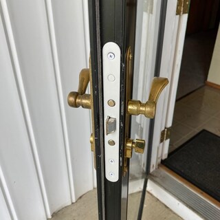 Foto 6 | Foto 6 | Sustitución De Cerradura De Embutir Con Perno De 2 Puntos Para Puertas Pella Storm - Venta Internacional.