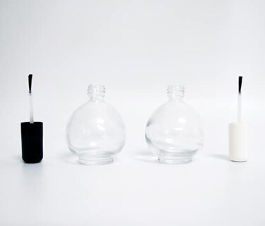 Foto 3 | Foto 3 | Botella Vacía De Esmalte De Uñas Woiwo De Vidrio De 75 Ml Con Tapa Blanca Y Negra - Venta Internacional.