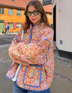 Foto 4 | Foto 4 | Chaqueta Arssm Floral Acolchada Puffer Vintage Naranja Para Mujer - Venta Internacional.