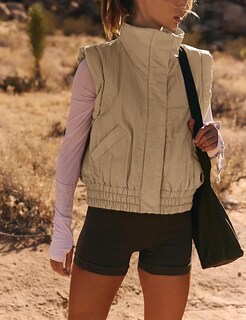 Foto 3 | Foto 3 | Chaleco Acolchado Skikyan Para Mujer Acolchado Con Botones Color Caqui Talla Xs - Venta Internacional.