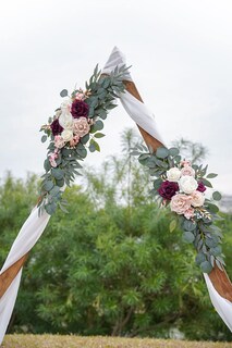 Foto 3 | Foto 3 | Arcos De Boda Artificiales Ponatia Paquete De 2 Color Burdeos - Venta Internacional.