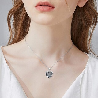 Foto 4 | Foto 4 | Collar Soulmeet Con Medallón De Mariposa En Forma De Corazón De Plata 925 - Venta Internacional.