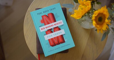 Foto 7 | Foto 7 | Devocional Book Crossway New Morning Mercies Para Adolescentes - Venta Internacional.