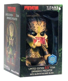Foto 2 | Foto 2 | Figura De Vinilo Titans Unmasked Predator Que Brilla En La Oscuridad 6.5 Pulgadas - Venta Internacional.