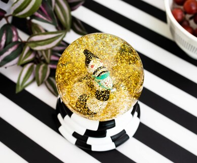 Foto 5 | Foto 5 | Bola De Nieve Beetlejuice Sandworm 10 Cm Coleccionable - Venta Internacional.