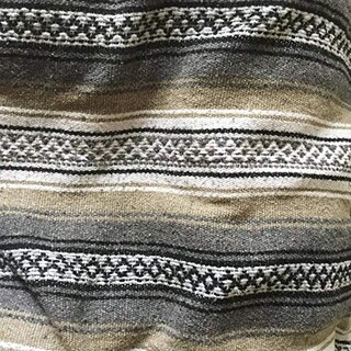 Foto 1 | Foto 1 | Manta Meximart's Auténtica Falsa Mexicana Tejida A Mano Beige - Venta Internacional.