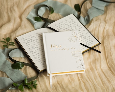 Foto 6 | Foto 6 | Vow Books Muujee Vows On Our Wedding Day (juego De 2) Color Blanco Y Negro - Venta Internacional.