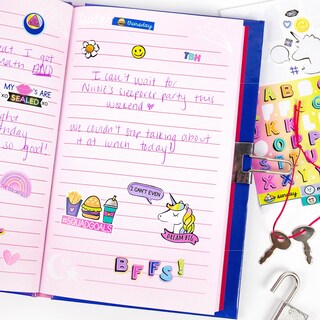 Foto 3 | Foto 3 | Agenda Just My Style Iluminada Con Candado Y Llave Para Niñas De 6 A 9 Años - Venta Internacional.