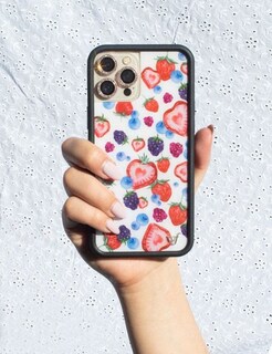 Foto 4 | Foto 4 | Funda De Teléfono Para Iphone 13/14 Tarta De Frutas Silvestres Bayas Color Blanco Y Rojo - Venta Internacional.