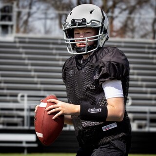 Foto 5 | Foto 5 | Casco De Fútbol Schutt Youth Vengeance A11 Negro Pequeño - Venta Internacional.