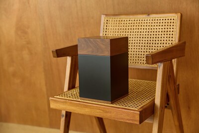 Foto 5 | Foto 5 | Urna De Cremación Aspenstudio Madera De Nogal Negro 11 Litros (235 Libras) - Venta Internacional.