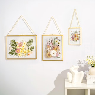 Foto 7 | Foto 7 | Patouque Con Marco De Flores Prensadas  20 X 25 Cm  Con Cadena De Metal Dorado - Venta Internacional.