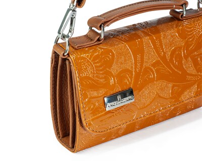 Foto 5 | Foto 5 | Bolso Crossbody A Ángelozano De Charol Vegano  Con Grabado Tipo Cincelado  Modelo Lupita Color Mostaza