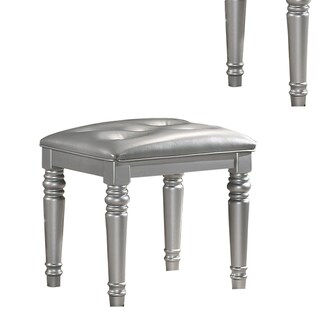 Foto 4 | Foto 4 | Taburete Bench Benzara Kya De 50 Cm Con Capitoné Plateado - Venta Internacional.