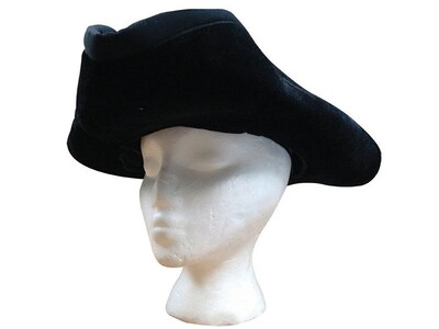 Foto 1 | Foto 1 | Disfraz De Pirata Rg De Terciopelo Caribeño Color Negro Talla Única - Venta Internacional.