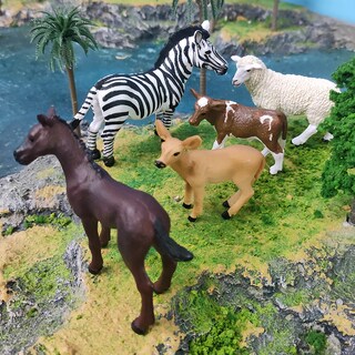 Foto 3 | Foto 3 | Juego De Figuras De Animales Salvajes Modelo Pvc 5 Piezas Para Niños Mayores De 3 Años - Venta Internacional.