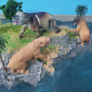 Foto 2 | Foto 2 | Juego De Figuras De Animales Prehistóricos De 3 Piezas: Tigre Dientes De Sable Perro Salvaje Y Andr - Venta Internacional.