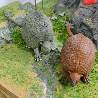 Foto 2 | Foto 2 | Figura De Juguete 2 Piezas Mamut Realista Con Forma De Armadillo Con Forma De Mamífero Prehistóric - Venta Internacional.