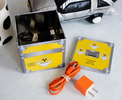 Foto 4 | Foto 4 | Caja De Plutonio Ukonic Back To The Future De 10 Cm - Venta Internacional.