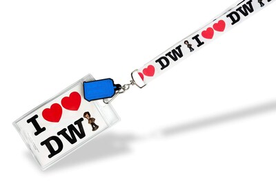 Foto 1 | Foto 1 | Lanyard Underground Toys Doctor Who I Heart Dw Con Amuleto Tardis - Venta Internacional.