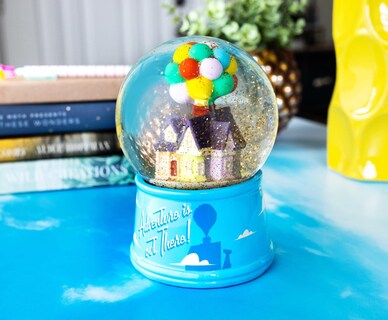 Foto 3 | Foto 3 | Bola De Nieve Toynk Disney Pixar Up House Light-up De 15 Cm De Altura - Venta Internacional.