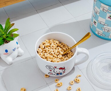 Foto 6 | Foto 6 | Taza Para Sopa Silver Buffalo Sanrio Hello Kitty 700 Ml - Venta Internacional.