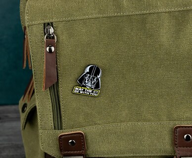 Foto 5 | Foto 5 | Casco De Darth Vader De Star Wars Con Forma De Pin Esmaltado Del 4 De Mayo - Venta Internacional.