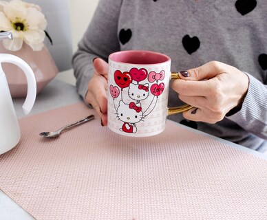 Foto 6 | Foto 6 | Taza De Cerámica Sanrio Hello Kitty Love Con Asa En Forma De Corazón - Venta Internacional.